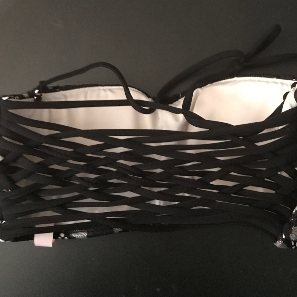 Bathing suit top - Picture 2 of 2